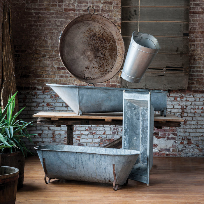 Tapered German Bathtub