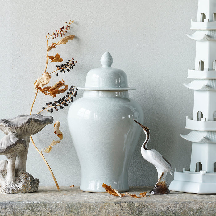 Jingdezhen Porcelain Crackle Glaze Temple Jar