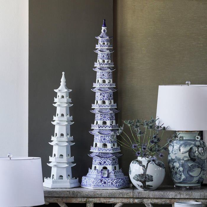 Jingdezhen Hand-Painted Ceramic 7 Story Pagoda