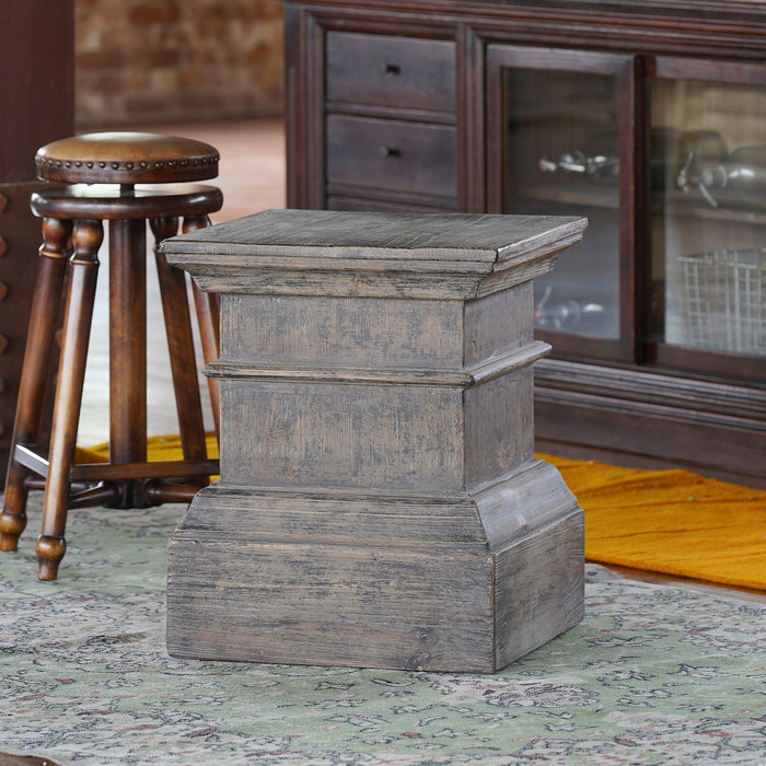 Country House Plinth