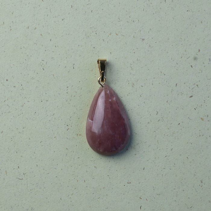 Strawberry Quartz Cabachon Pendant Gold